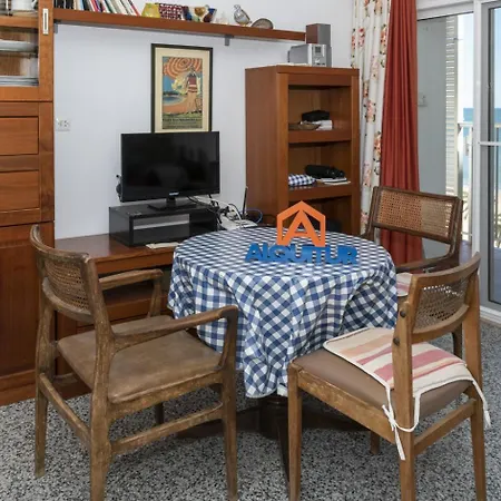 Appartement Montemar, C-8º-22 *